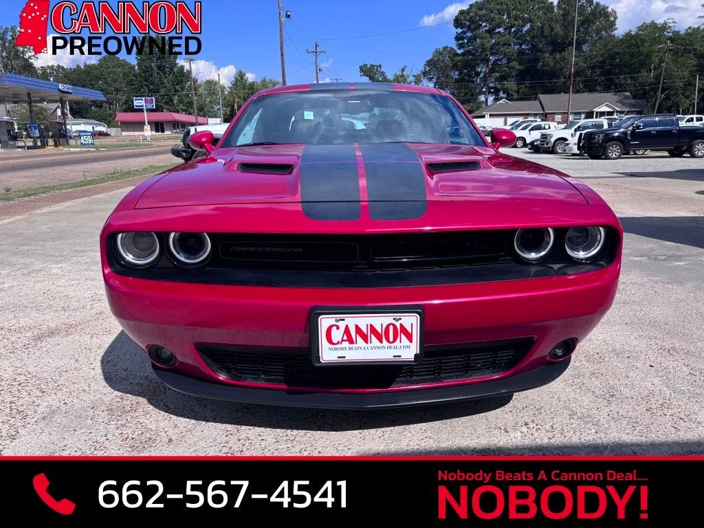 Used 2016 Dodge Challenger R/T Coupe