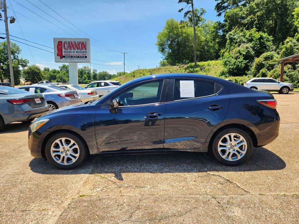 Used 2017 Toyota Yaris iA Base Sedan