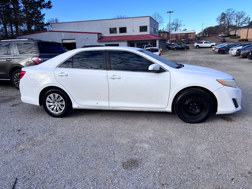 Used 2014 Toyota Camry L Sedan