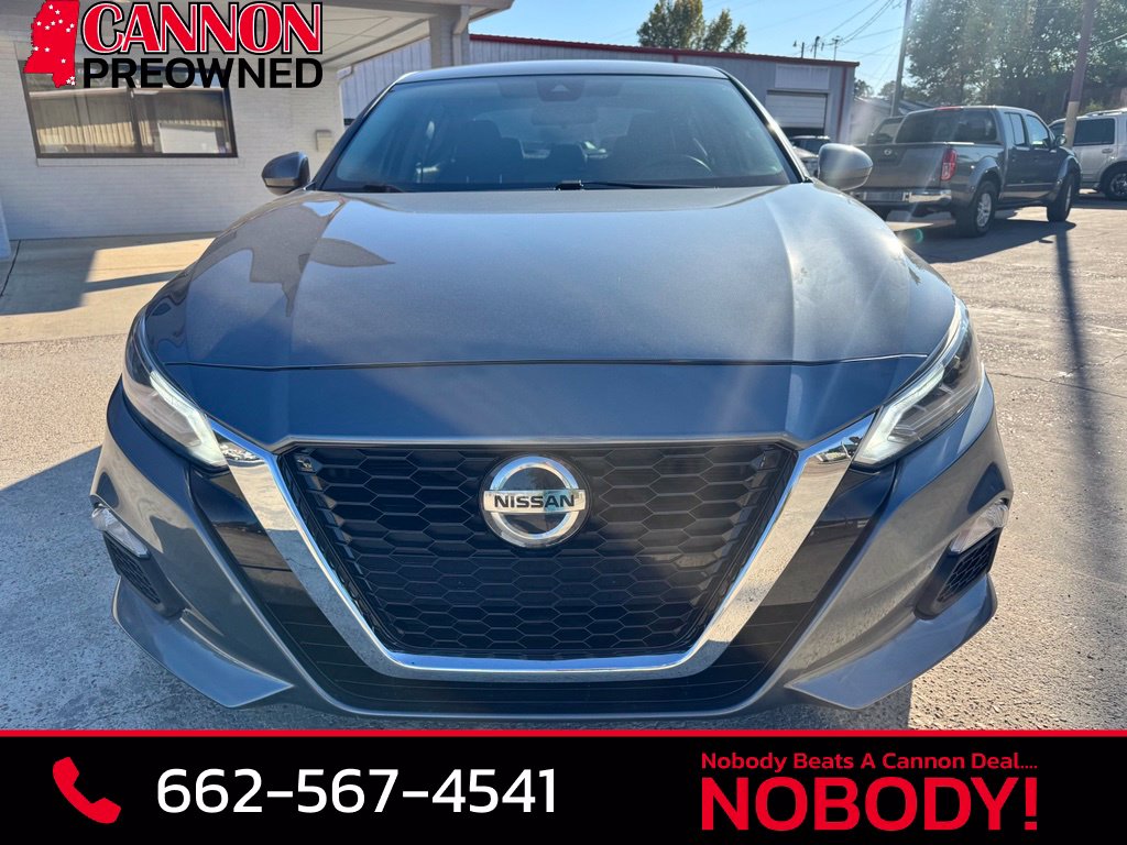 Used 2022 Nissan Altima 2.5 SV Sedan