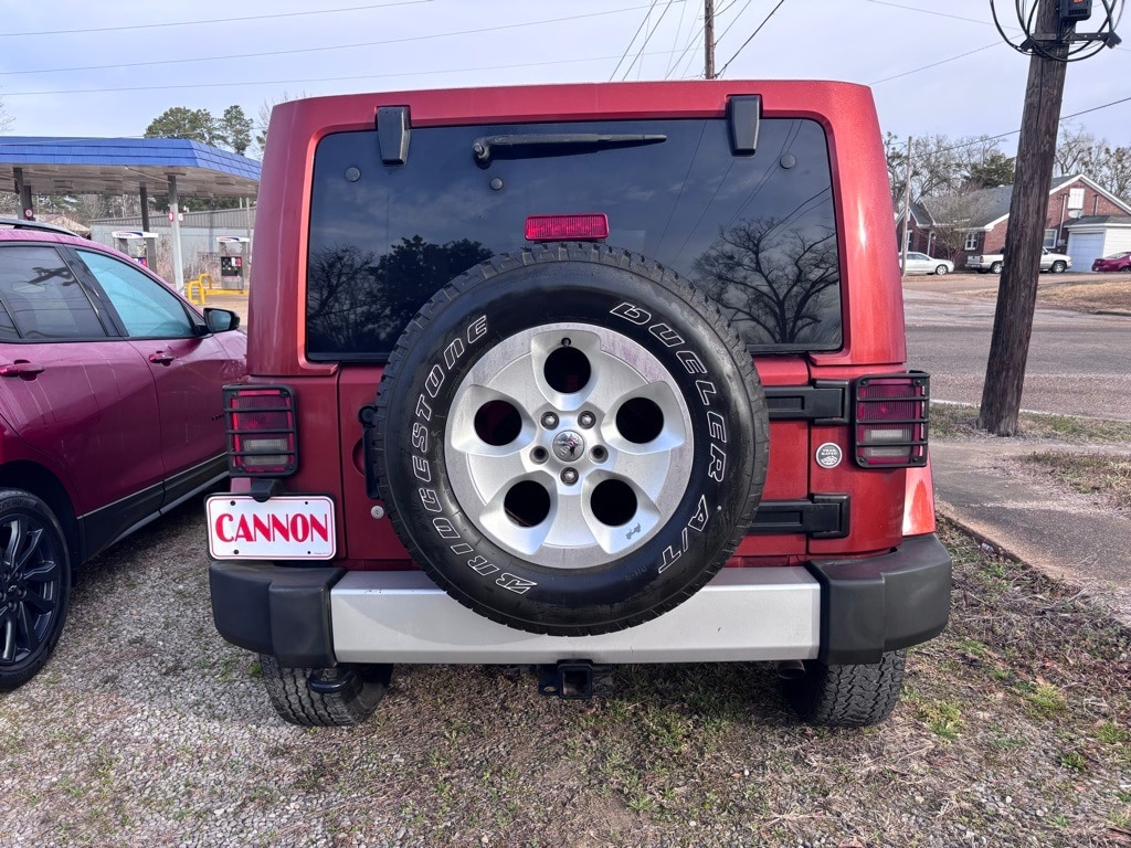 Used 2014 Jeep Wrangler Unlimited Sahara 4x4 SUV