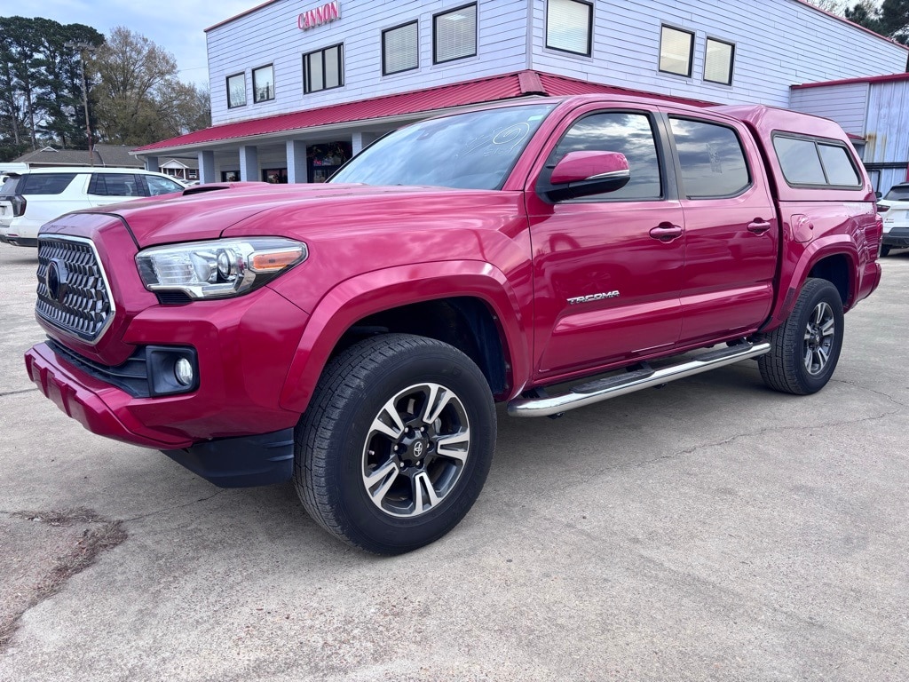 Used 2018 Toyota Tacoma Truck Double Cab