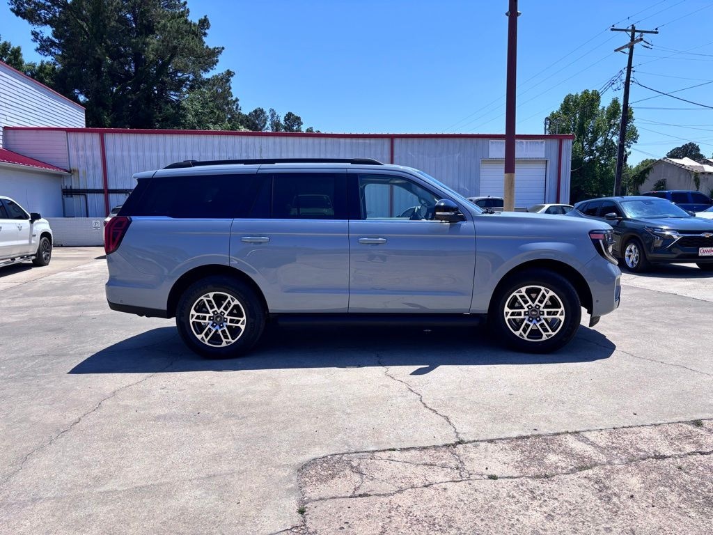 Used 2025 Ford Expedition Active SUV