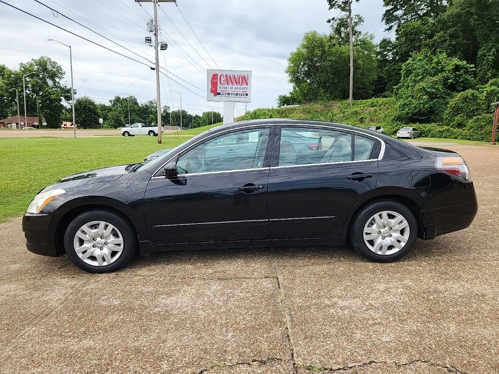 Used 2012 Nissan Altima 2.5 S Sedan