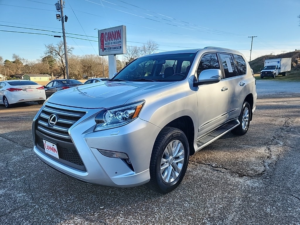2018 Lexus GX Base's photo