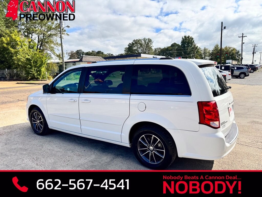 Used 2017 Dodge Grand Caravan SXT Van