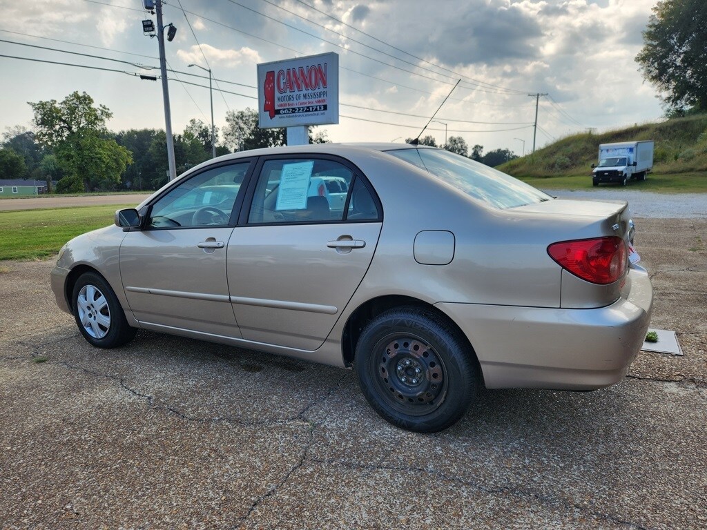 2006 Toyota Corolla LE photo 3