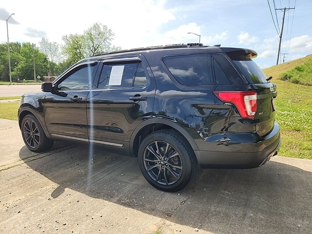 Used 2017 Ford Explorer XLT SUV