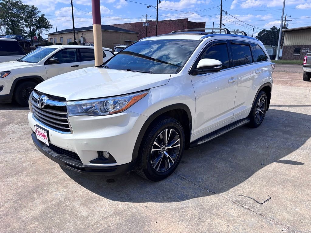 Used 2016 Toyota Highlander XLE V6 SUV