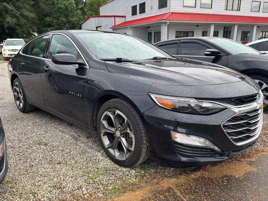 2023 Chevrolet Malibu 1LT photo 3
