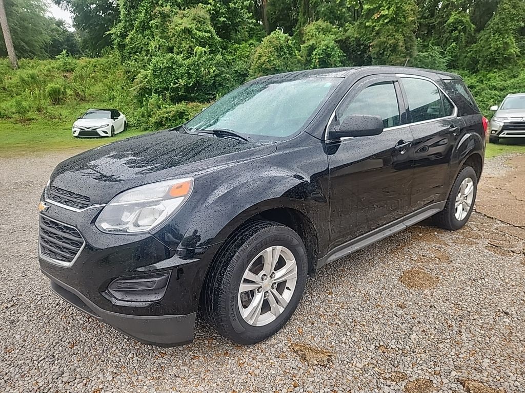 Used 2017 Chevrolet Equinox LS SUV