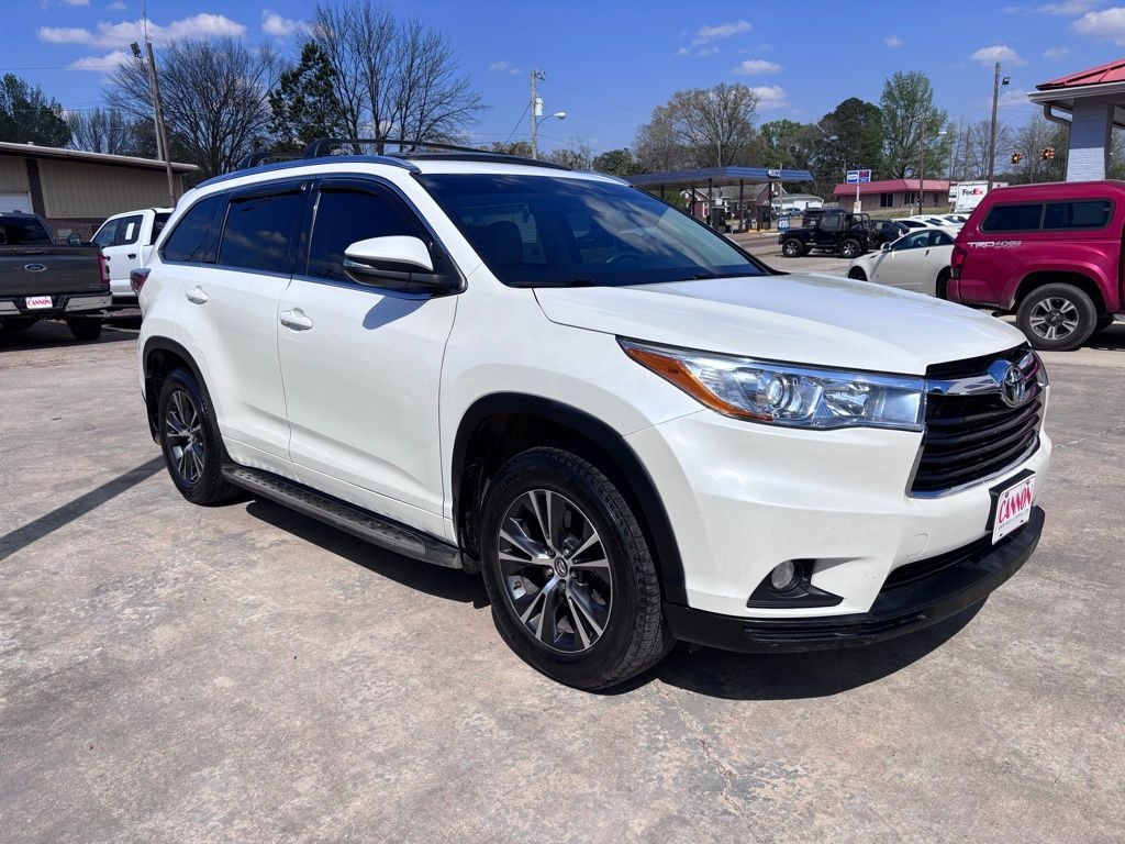 Used 2016 Toyota Highlander XLE V6 SUV
