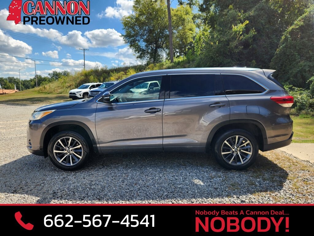 Used 2018 Toyota Highlander XLE V6 SUV