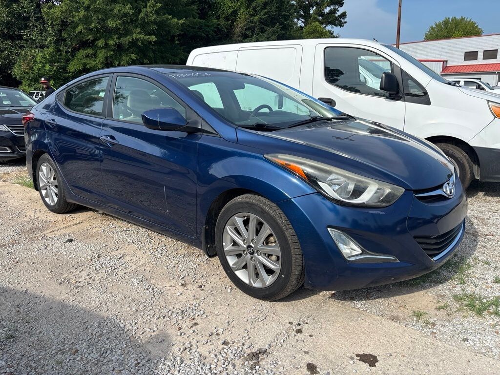Used 2016 Hyundai Elantra SE Sedan