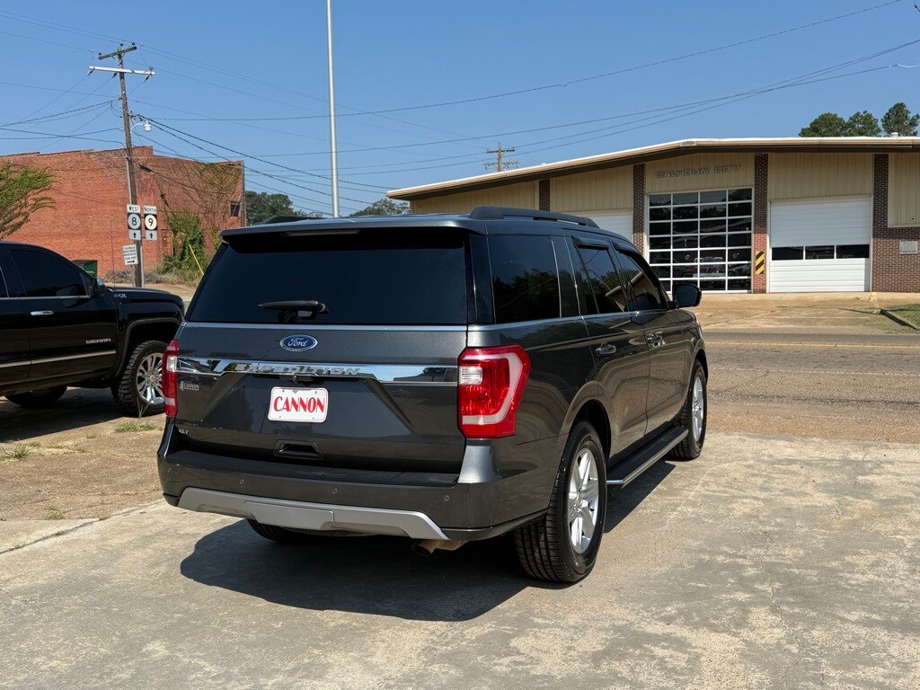 2019 Ford Expedition XLT photo 2