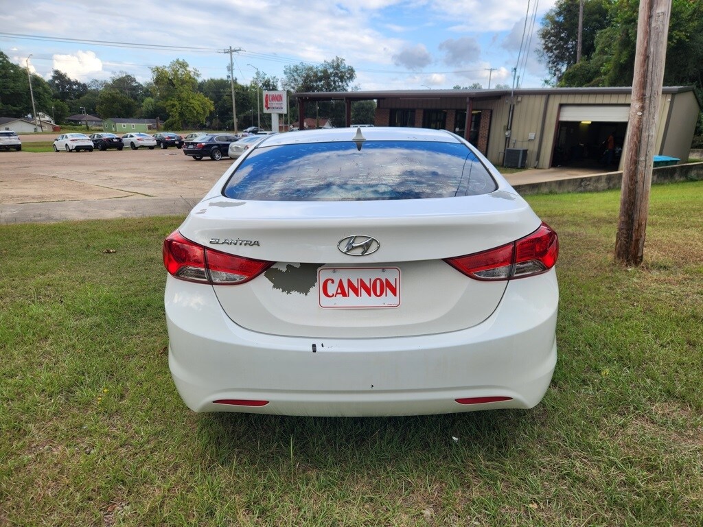 2013 Hyundai Elantra GLS photo 4