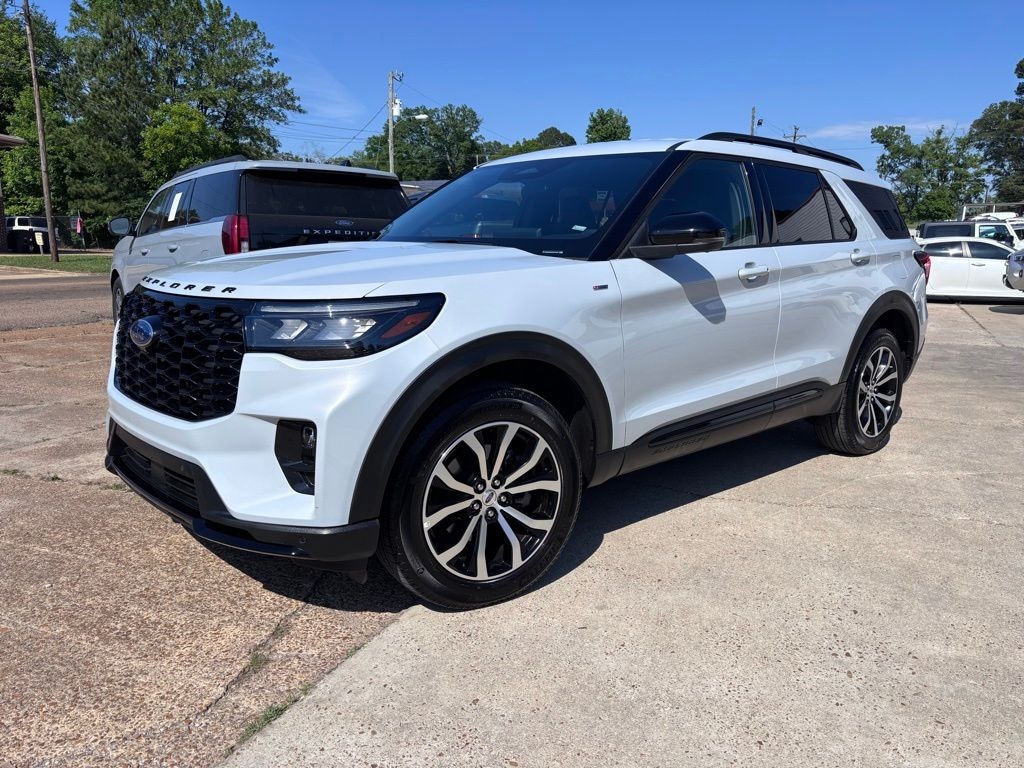 Used 2026 Ford Explorer ST-Line SUV