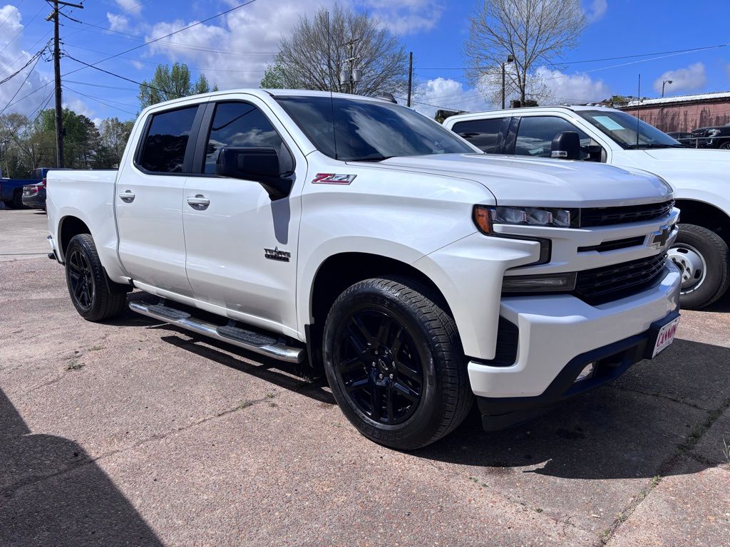 2021 Chevrolet Silverado 1500 RST 4X4 Crew Cab Short Box's photo