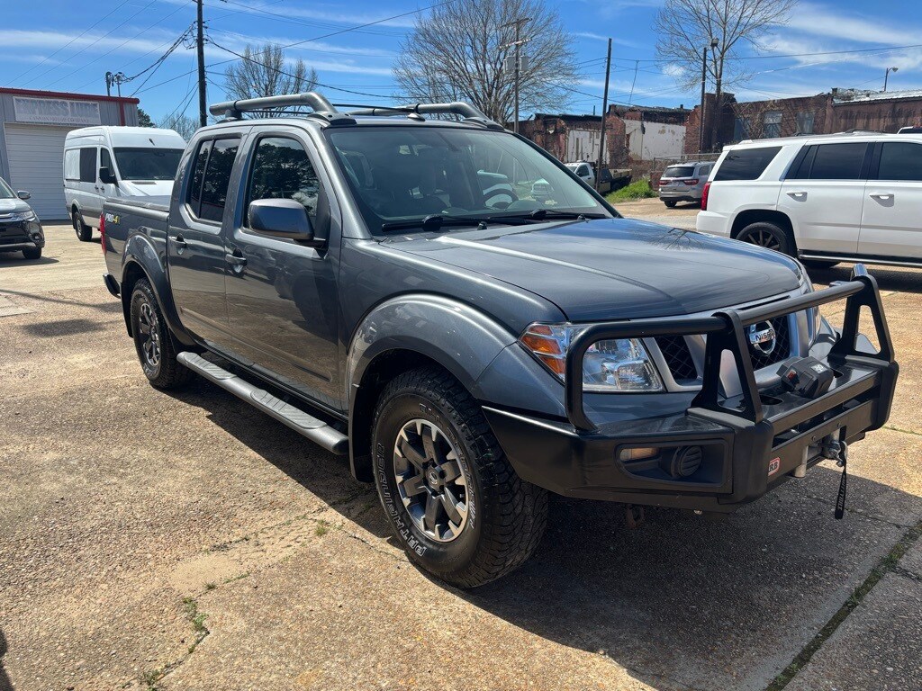 2020 Nissan Frontier PRO-4X photo 4