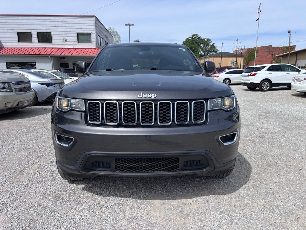 Used 2021 Jeep Grand Cherokee Laredo SUV