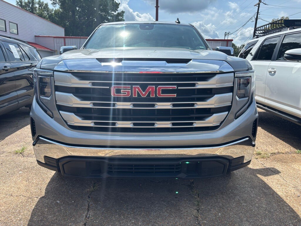 2024 Gmc Sierra 1500 SLE photo 2
