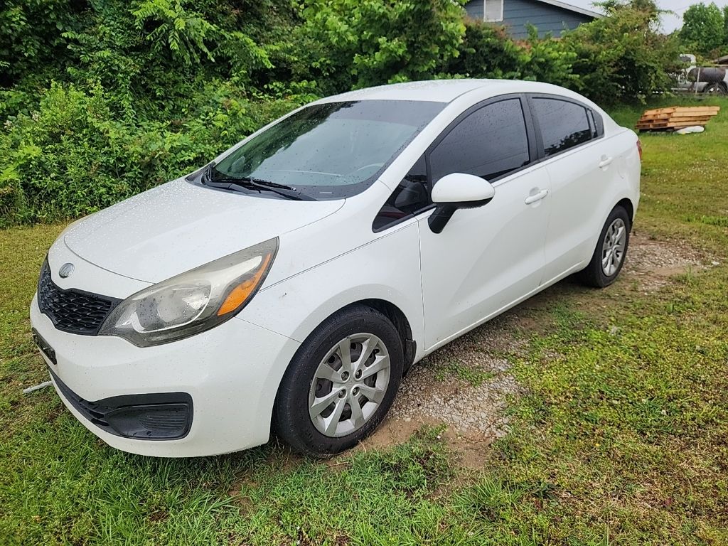 2013 Kia Rio LX AT's photo