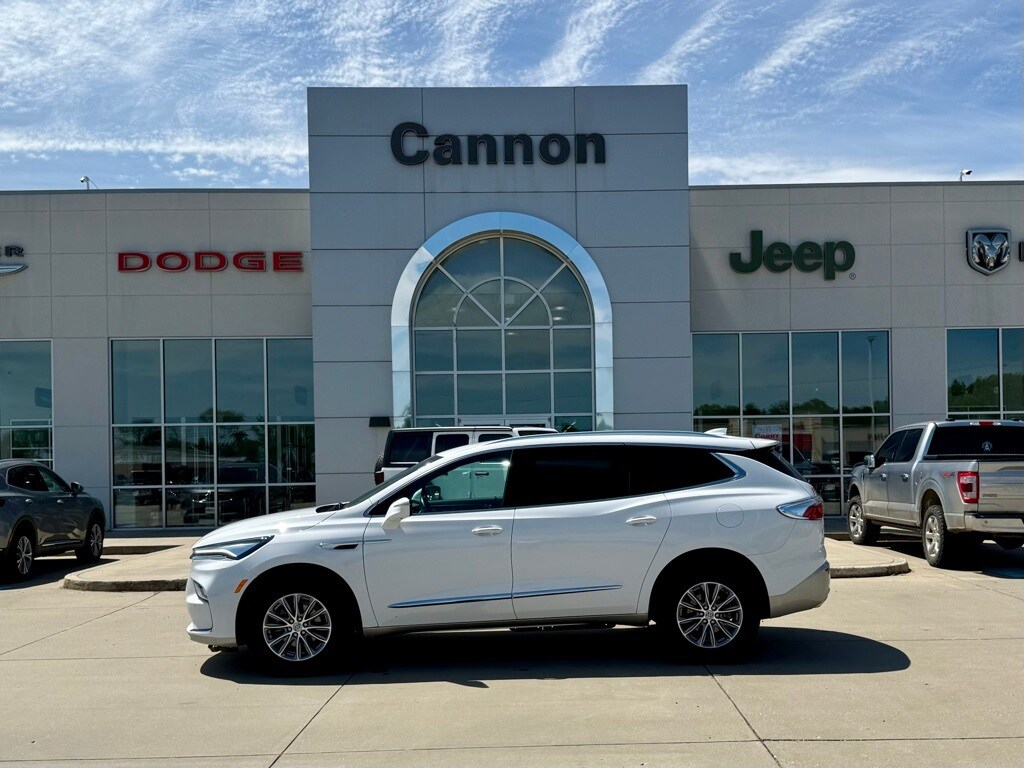 Used 2024 Buick Enclave Premium with VIN 5GAERCKWXRJ116992 for sale in Greenwood, MS