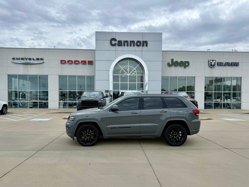 Used 2022 Jeep Grand Cherokee WK Laredo SUV