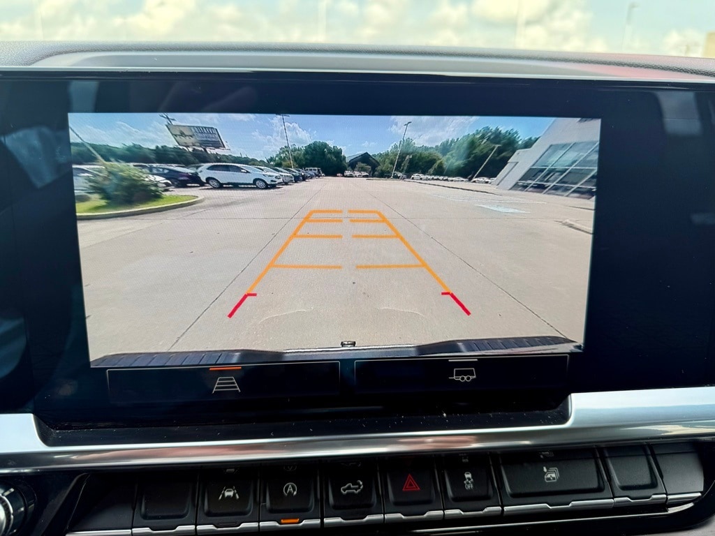 2024 GMC Sierra 1500 SLT - Photo 14