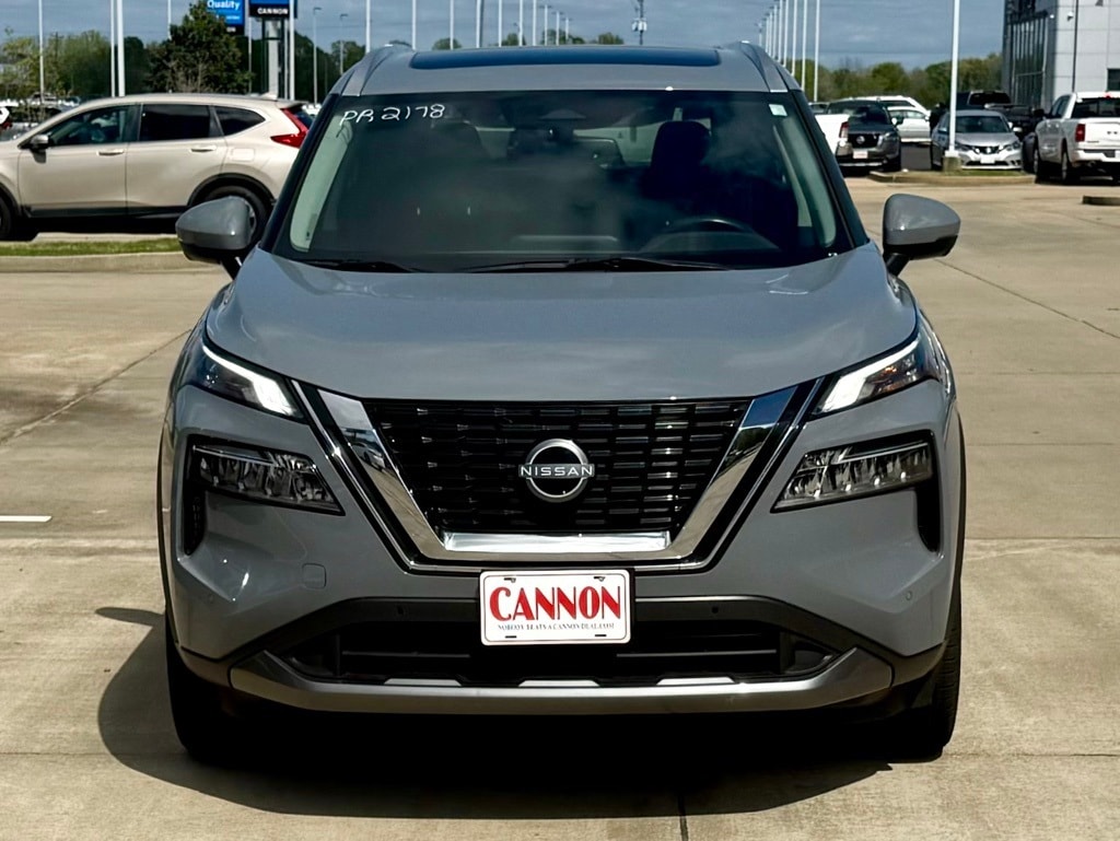 Used 2023 Nissan Rogue SL with VIN 5N1BT3CB8PC785869 for sale in Greenwood, MS