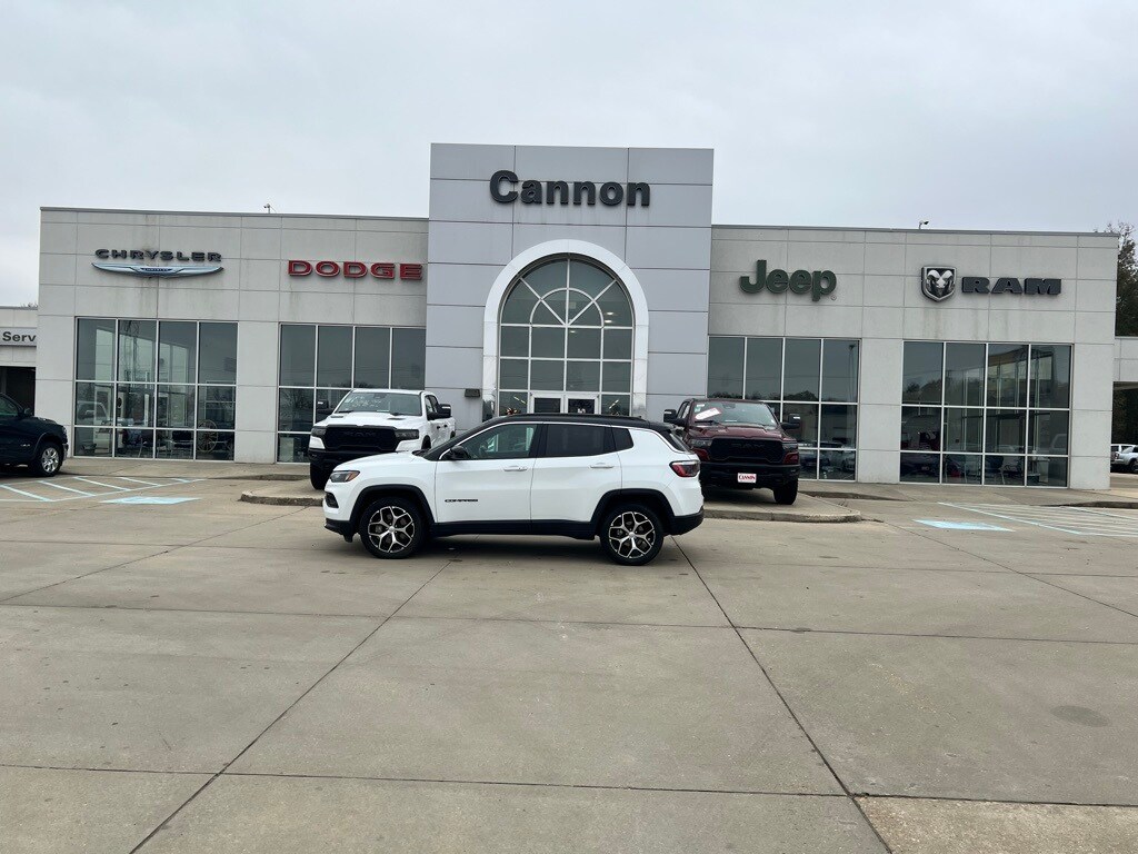 Used 2024 Jeep Compass Limited SUV