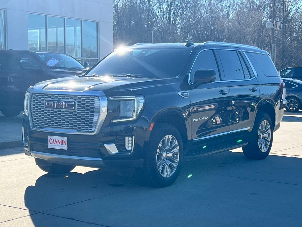 2021 GMC Yukon Denali's photo