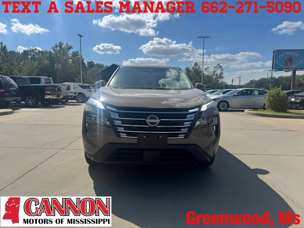 Used 2025 Nissan Rogue SV SUV