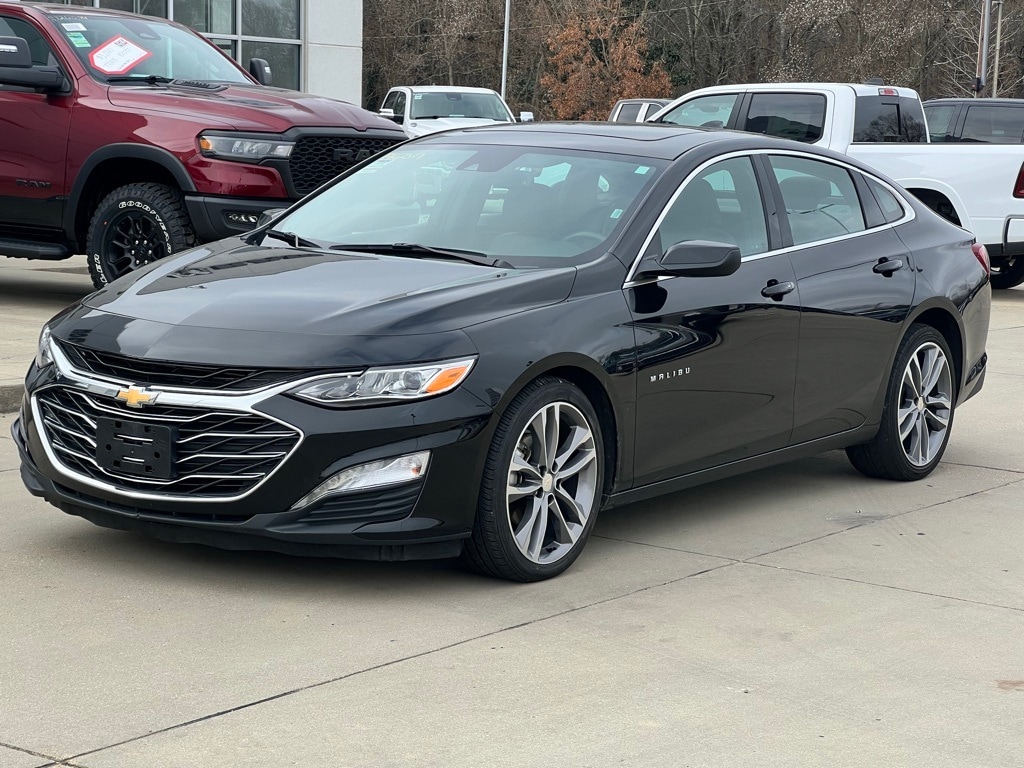 2024 Chevrolet Malibu 2LT's photo