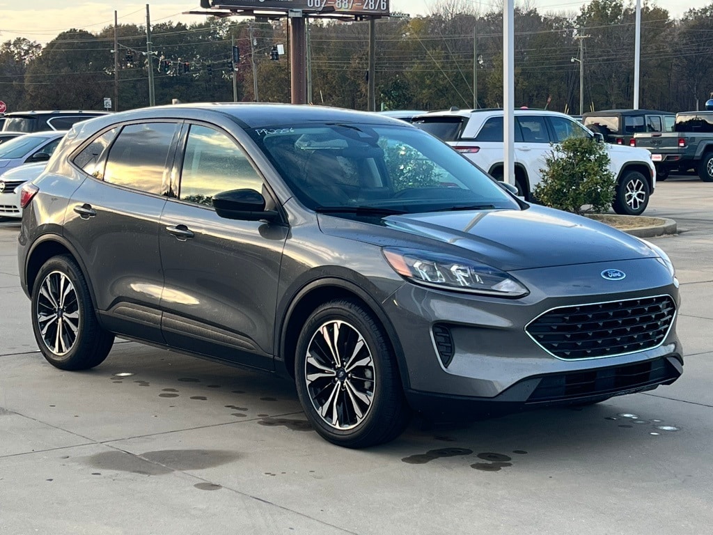 Used 2022 Ford Escape SE SUV