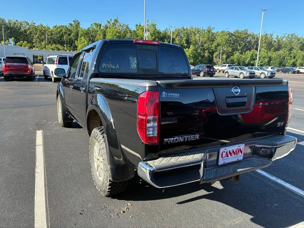 Used 2021 Nissan Frontier SV Truck Crew Cab