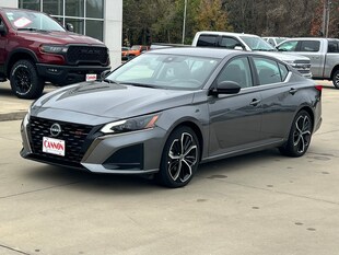 2024 Nissan Altima 2.5 SR Sedan