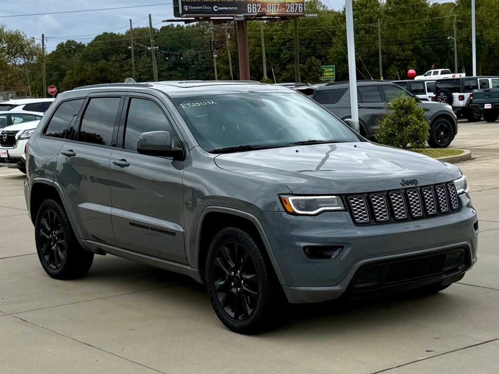 Used 2022 Jeep Grand Cherokee WK Laredo SUV