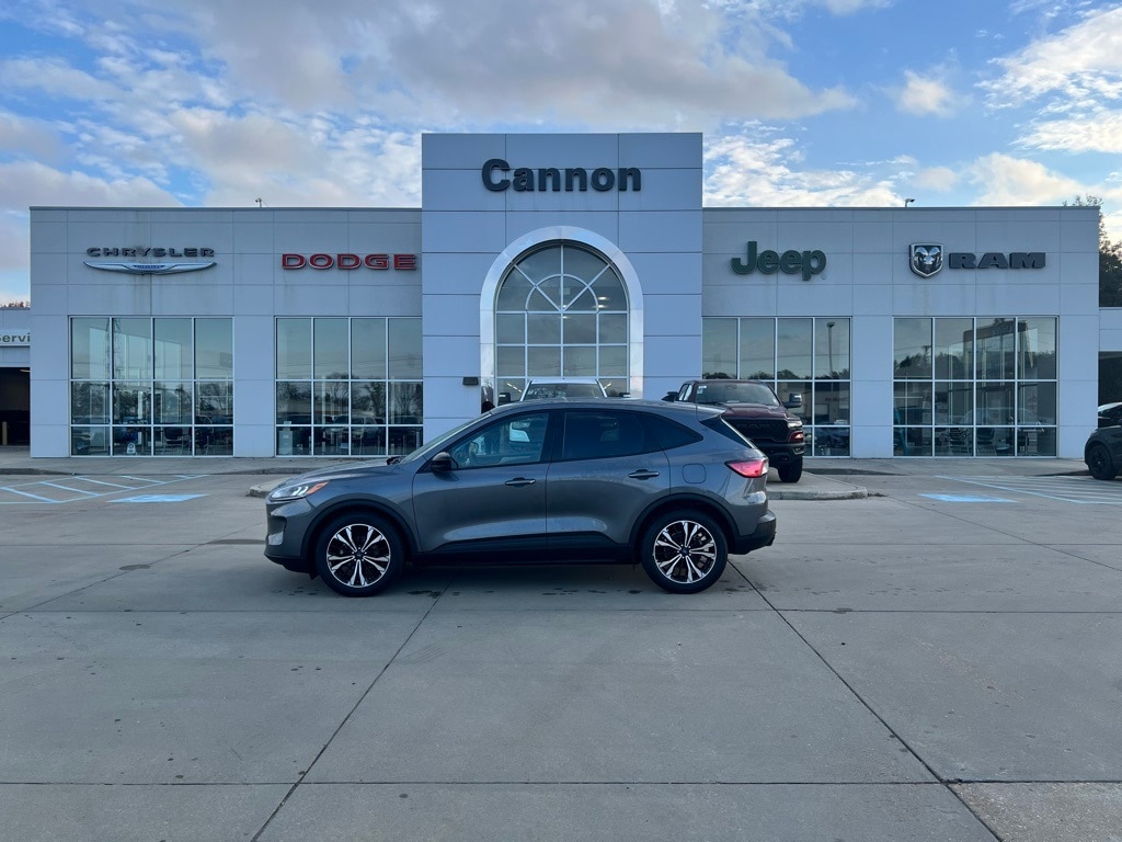 Used 2022 Ford Escape SE SUV