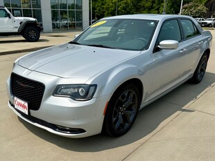 2023 Chrysler 300 S Sedan