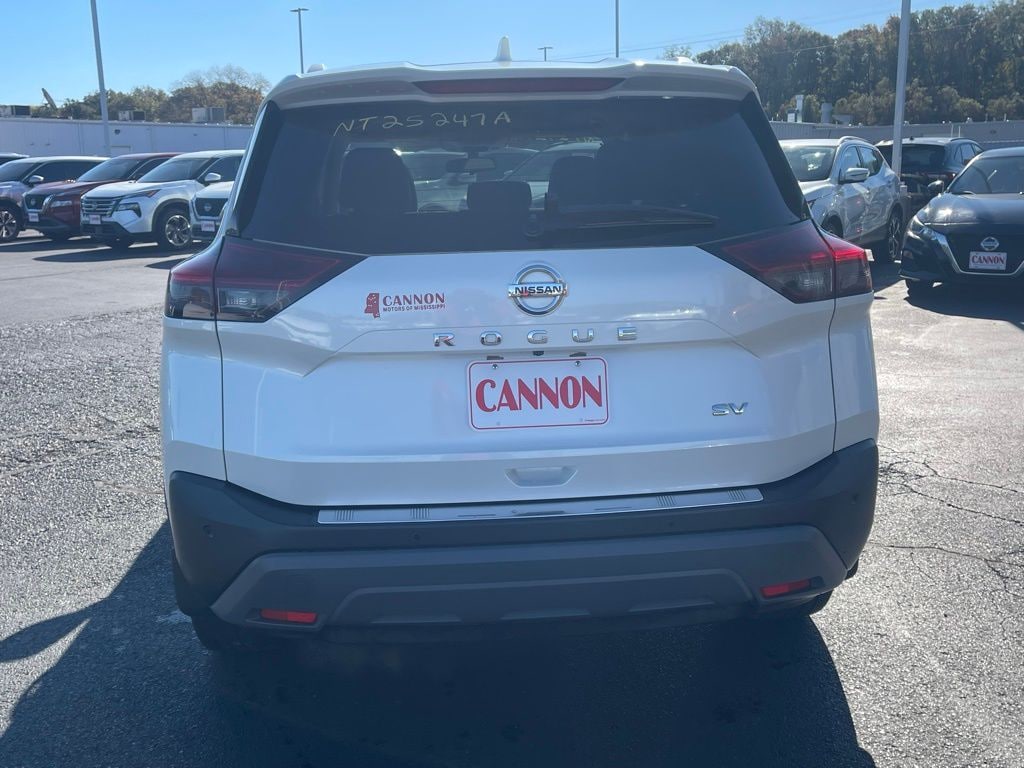 Used 2021 Nissan Rogue SV SUV