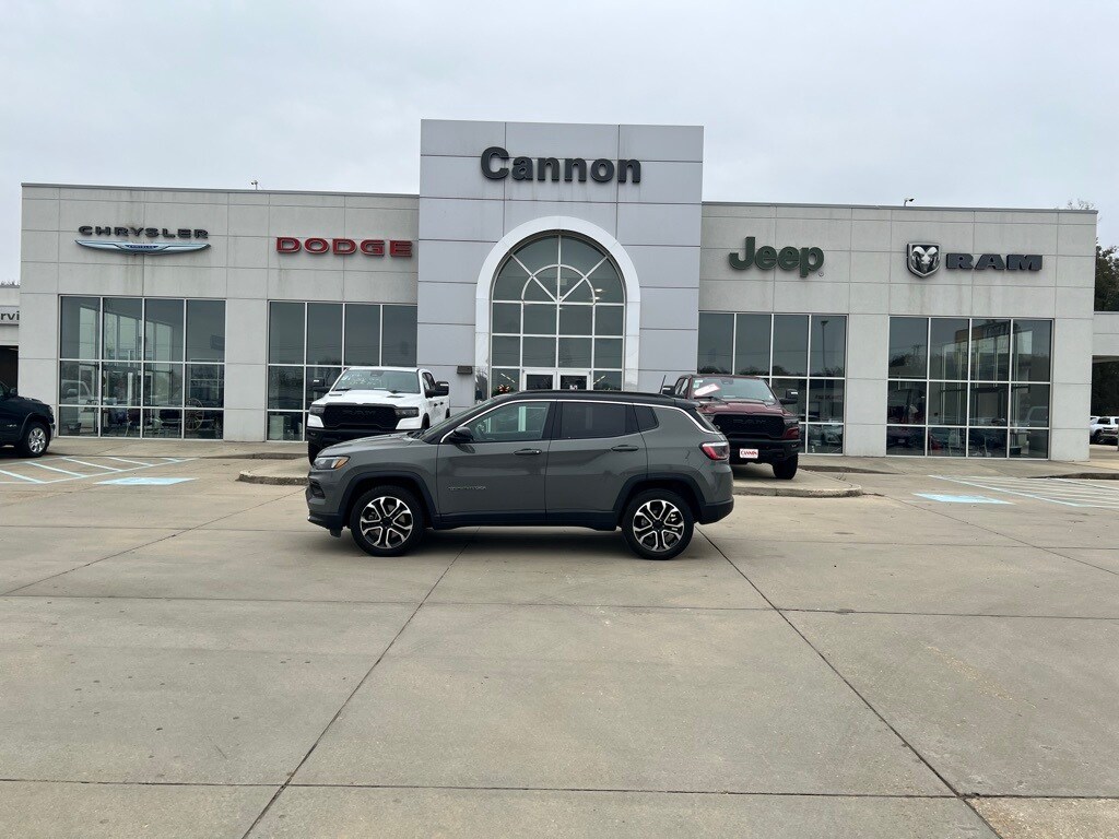 Used 2024 Jeep Compass Limited SUV