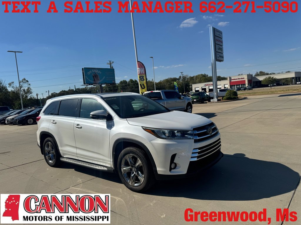 Used 2017 Toyota Highlander Limited Platinum V6 SUV