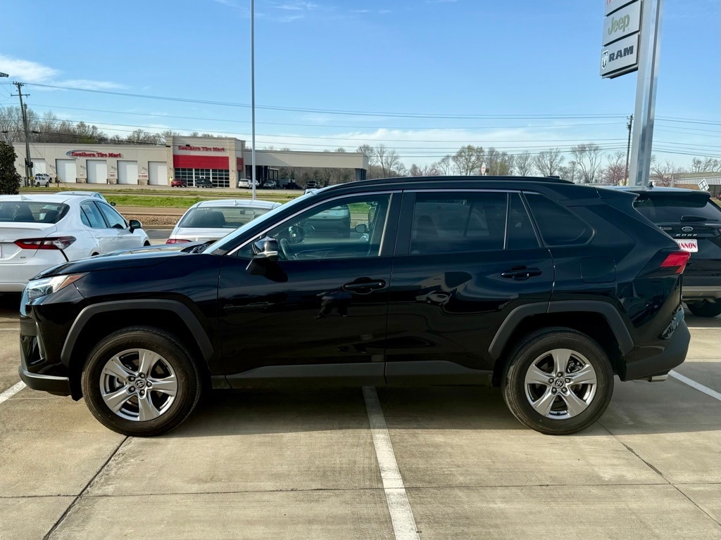 Used 2023 Toyota RAV4 XLE with VIN 2T3W1RFV7PW286482 for sale in Greenwood, MS