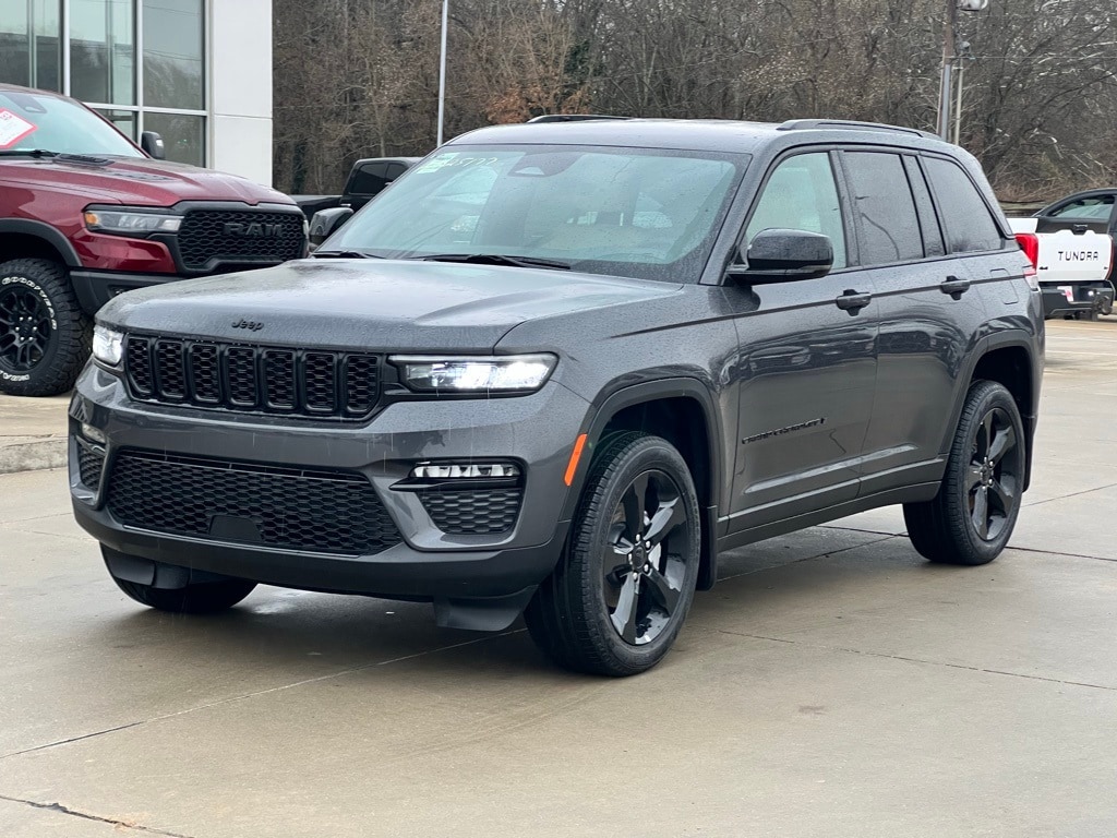2025 Jeep Grand Cherokee Limited's photo