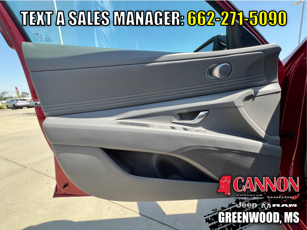 2025 Hyundai Elantra SEL - Photo 10