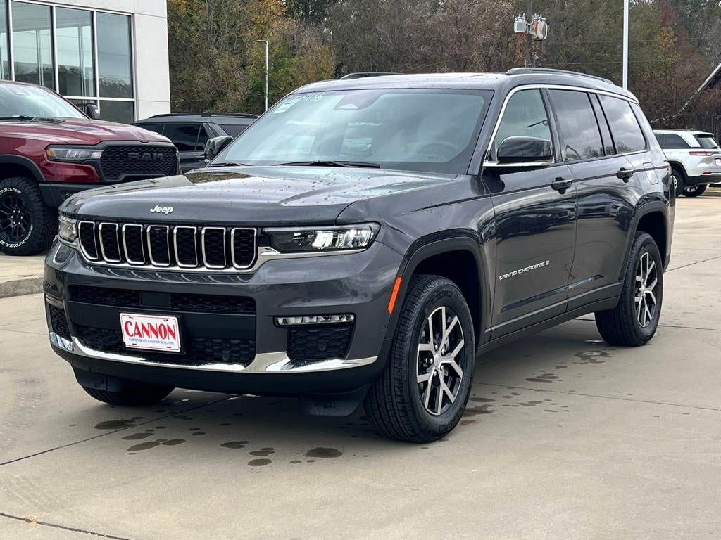 2025 Jeep Grand Cherokee L Limited's photo