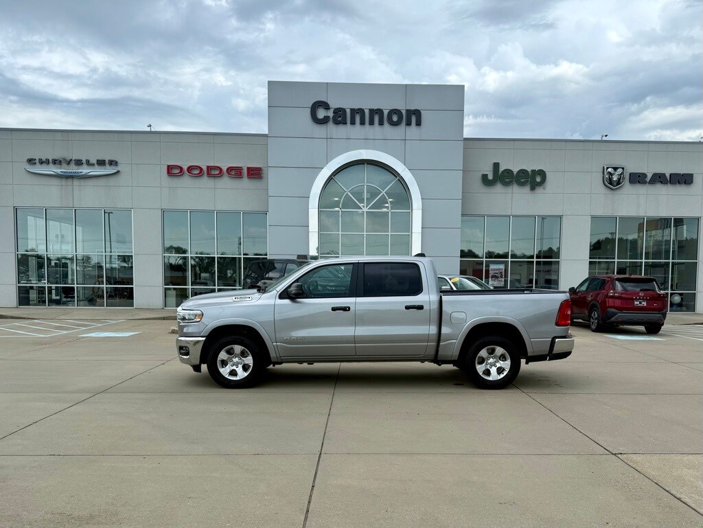 2025 Ram 1500 Big Horn Lone Star photo 2
