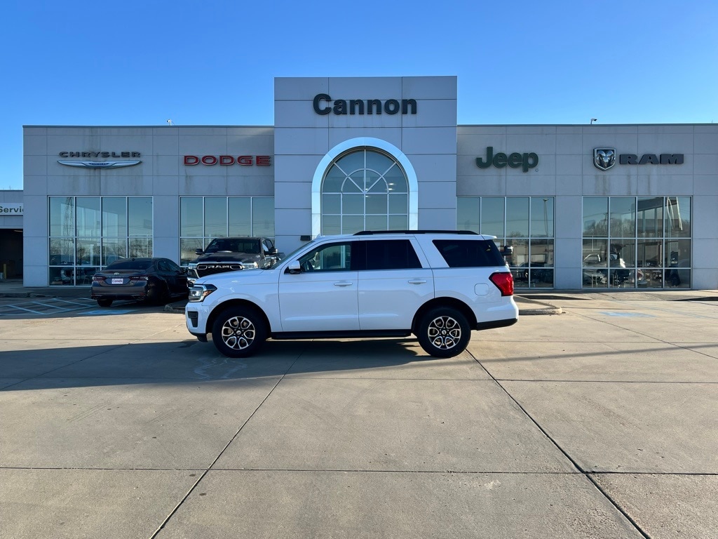 Used 2024 Ford Expedition XLT SUV