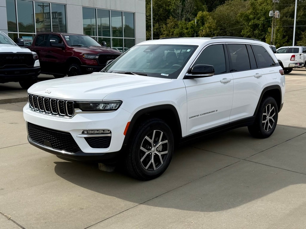Used 2024 Jeep Grand Cherokee Limited SUV